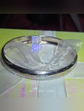 Vintage Italian Sterling Silver Hand Etched Floral Bangle Bracelet
